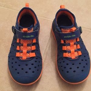 Stride Rite Phibians